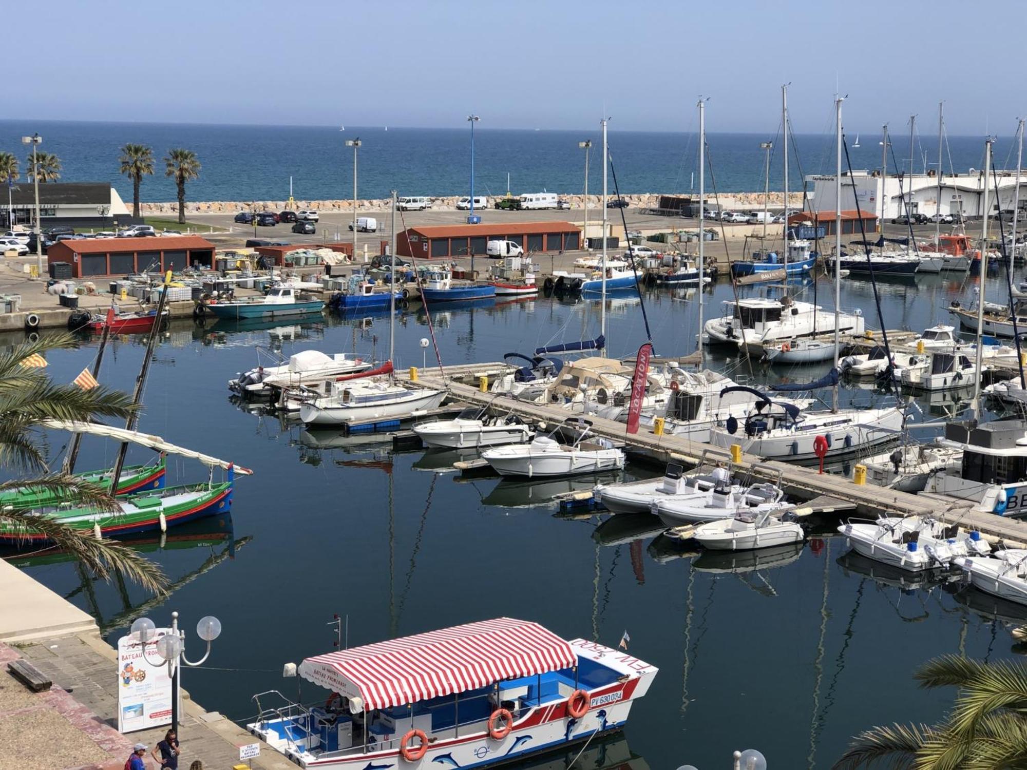 Vue Mer Et Port ! Spacieux T2 Cabine 55M² Pour 6 Pers Avec Balcon Et Parking A 200M De La Plage - Fr-1-793-4 Apartment Saint-Cyprien  Exterior photo